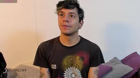 Jhonny online show from 11/04/25, 03:05