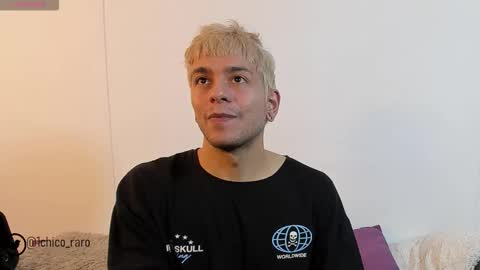 Jhonny online show from 11/19/25, 02:33