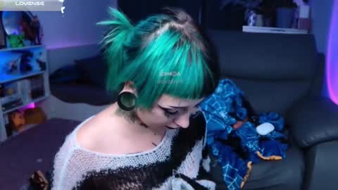 Acid or Iya  vacation November 19 to November 26 online show from 12/09/24, 12:01