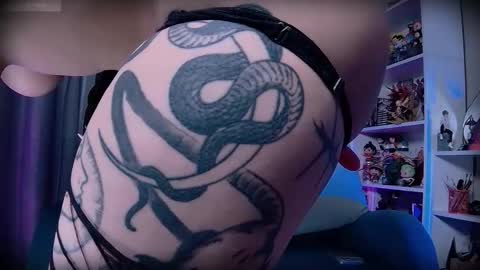 Acid or Iya  vacation November 19 to November 26 online show from 02/04/26, 08:58