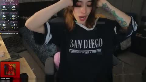 Lana 3 online show from 04/18/26, 10:43