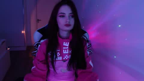 Mikasa online show from 11/03/25, 05:03