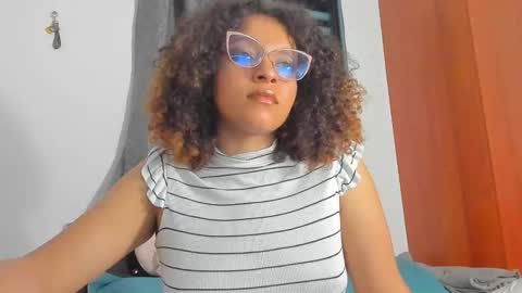  Isa  online show from 11/04/25, 02:43