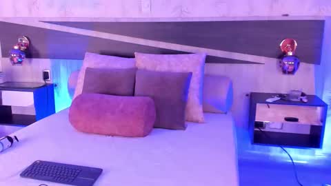  Adaa  online show from 12/18/25, 03:45