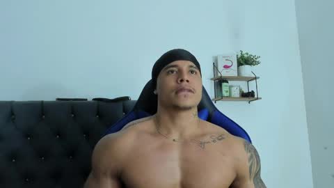 adam boss online show from 04/09/26, 09:42