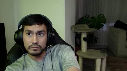 Snapshot of adam_evehotroom chatting on 10/09/25, 03:59 adam_evehotroom online show from 10/09/25, 03:59