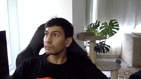 Snapshot of adam_evehotroom chatting on 10/11/25, 09:24 adam_evehotroom online show from 10/11/25, 09:24