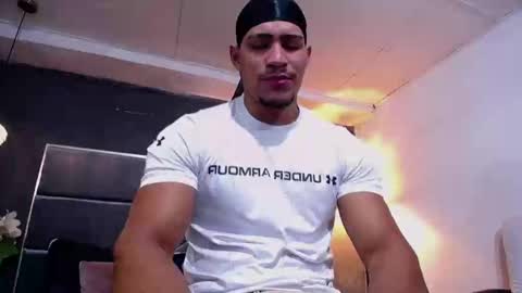 adam_fit19cm online show from 10/20/25, 01:55