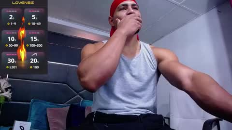 adam_fit19cm online show from 11/25/25, 01:55