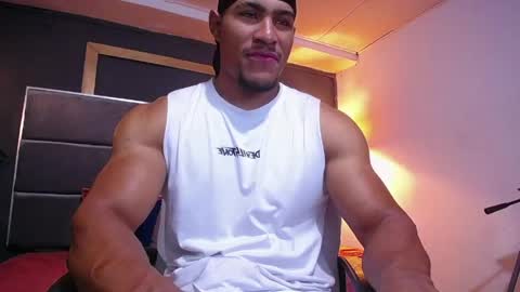 adam_fit19cm online show from 04/16/26, 01:56