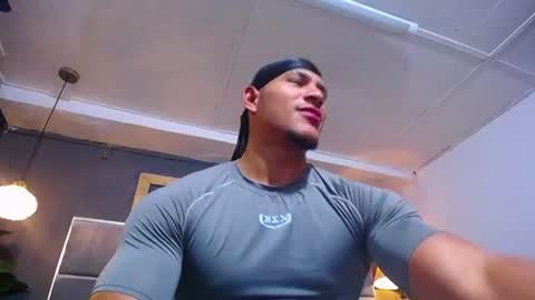 Snapshot of adam_fit19cm chatting on 07/17/26, 02:24 adam_fit19cm online show from 07/17/26, 02:24