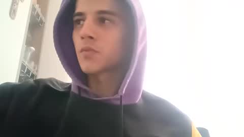 adam hot11 online show from 11/08/25, 09:35