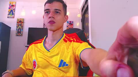 adam hot11 online show from 03/19/26, 08:35