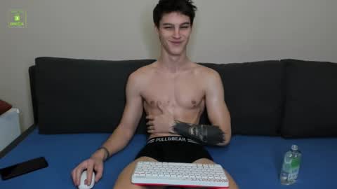 Snapshot of adam_porrter chatting on 12/18/25, 12:33 Adam online show from 12/18/25, 12:33