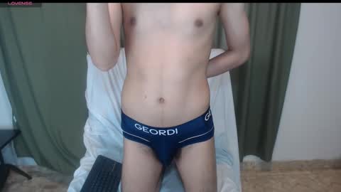 adam_sinclair online show from 11/17/25, 08:25