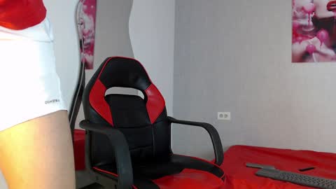 Hello guys excuse my absence I will be absent for several days for health reasons I hope you understand thank you very much. online show from 02/08/25, 06:12