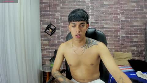 Snapshot of adamcoox chatting on 12/27/24, 08:56 Adam online show from 12/27/24, 08:56