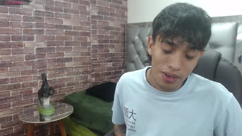 Snapshot of adamcoox chatting on 01/12/25, 07:00 Adam online show from 01/12/25, 07:00