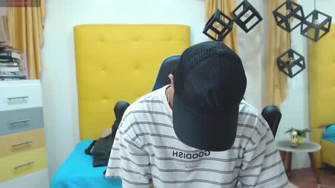 Snapshot of adamcoox chatting on 01/25/25, 07:17 Adam online show from 01/25/25, 07:17