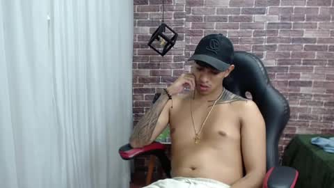 Snapshot of adamcoox chatting on 02/16/25, 06:32 Adam online show from 02/16/25, 06:32