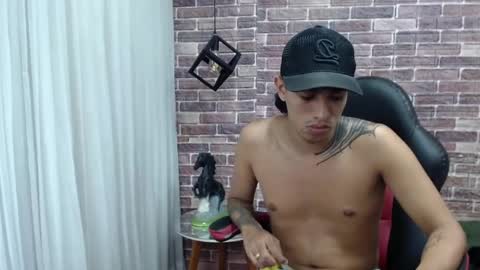 Snapshot of adamcoox chatting on 02/22/25, 07:45 Adam online show from 02/22/25, 07:45