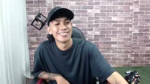 Snapshot of adamcoox chatting on 02/25/25, 03:42 Adam online show from 02/25/25, 03:42