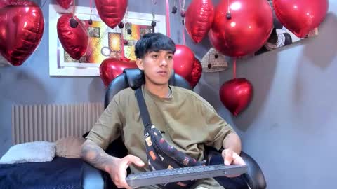 Snapshot of adamcoox chatting on 02/15/26, 01:41 Adam online show from 02/15/26, 01:41