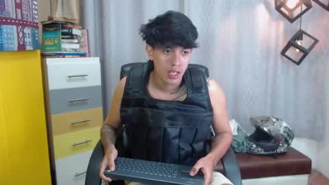 Snapshot of adamcoox chatting on 05/07/26, 11:10 Adam online show from 05/07/26, 11:10