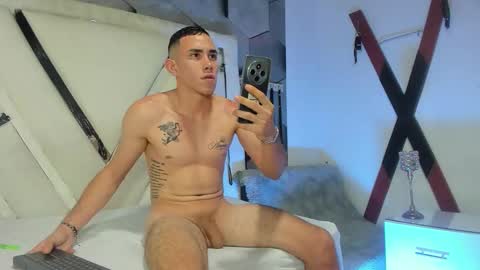 Snapshot of adammendoza34 chatting on 11/09/25, 03:38 adammendoza34 online show from 11/09/25, 03:38