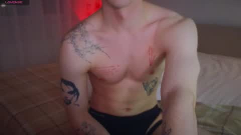 Hi Im Adam Glad to see u here 3 And its my first day online show from 02/01/25, 09:19