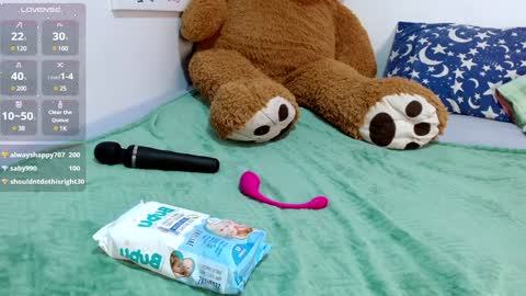 ADAMS Y NIKI online show from 02/08/25, 06:54