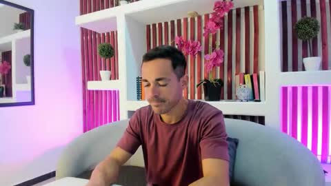 Im Adams Sanz online show from 02/04/26, 07:31