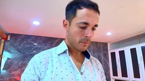 Im Adams Sanz online show from 03/28/26, 07:02