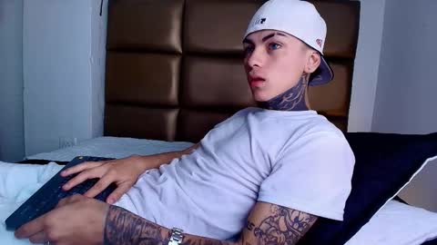 AdamsWalkerr  online show from 02/13/26, 12:56