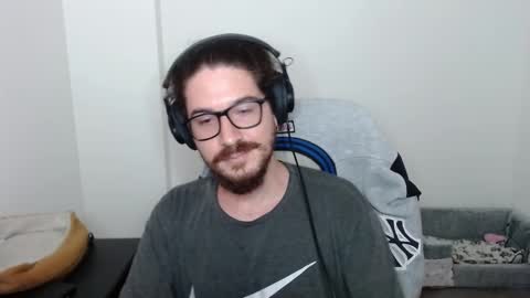 Snapshot of adamussutekh chatting on 01/20/25, 02:36 Adam online show from 01/20/25, 02:36