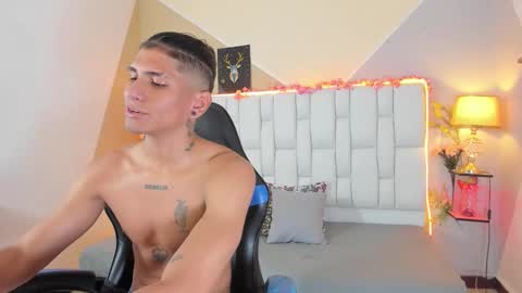 Snapshot of adan_oriol chatting on 01/12/26, 03:56 Adan Oriol online show from 01/12/26, 03:56