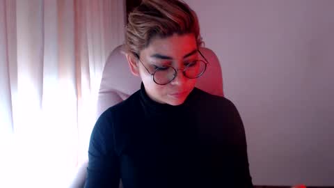 adan_romanoff online show from 05/10/26, 09:53