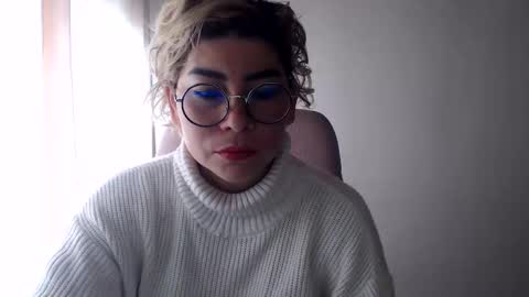 adan_romanoff online show from 05/18/26, 01:06