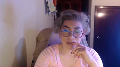 adan_romanoff online show from 06/18/26, 06:57