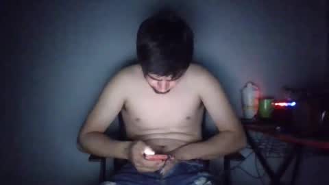 adanflores28 online show from 12/21/25, 07:15