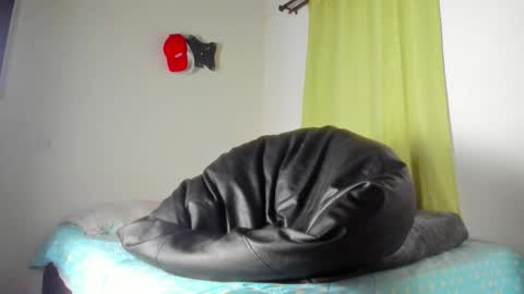   online show from 12/16/25, 04:06