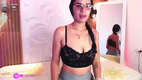 Snapshot of adara_bms chatting on 09/16/25, 02:07 EIMY online show from 09/16/25, 02:07