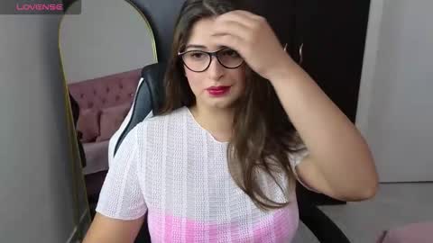 Snapshot of adara_lennox chatting on 10/10/25, 09:14 ADARA  online show from 10/10/25, 09:14