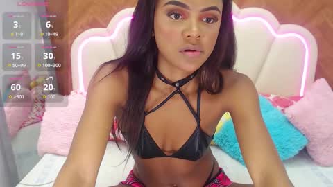 Snapshot of adarose_ chatting on 12/22/25, 11:46 adarose_ online show from 12/22/25, 11:46