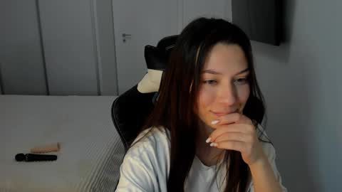 Snapshot of addavalery chatting on 12/18/24, 06:03 Adda online show from 12/18/24, 06:03