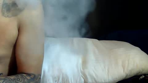 addictedtobustnloads1 online show from 01/12/26, 10:26