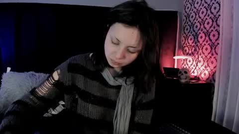 Snapshot of adeelinee chatting on 04/30/26, 08:26 Ade online show from 04/30/26, 08:26