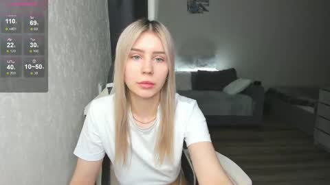 Adel online show from 06/10/26, 06:23