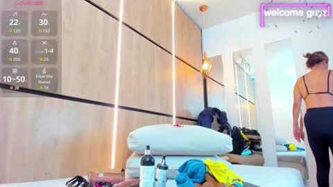 adela chase online show from 09/09/25, 03:06