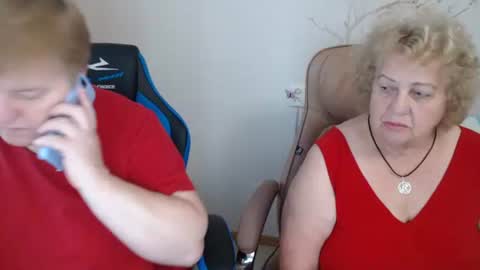 AdelAndSofia online show from 09/17/25, 06:26